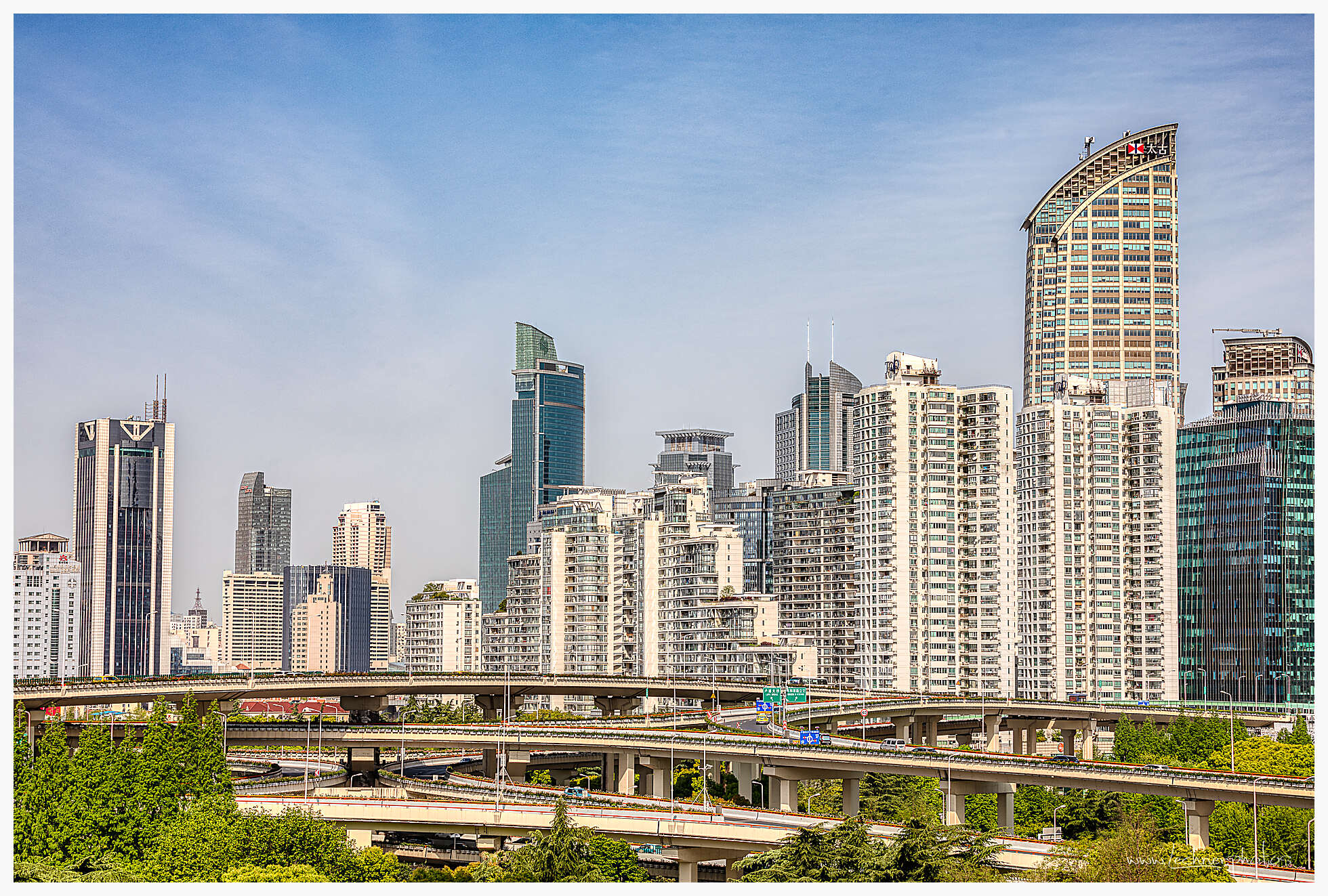 Yan'An Elevated Road intersection