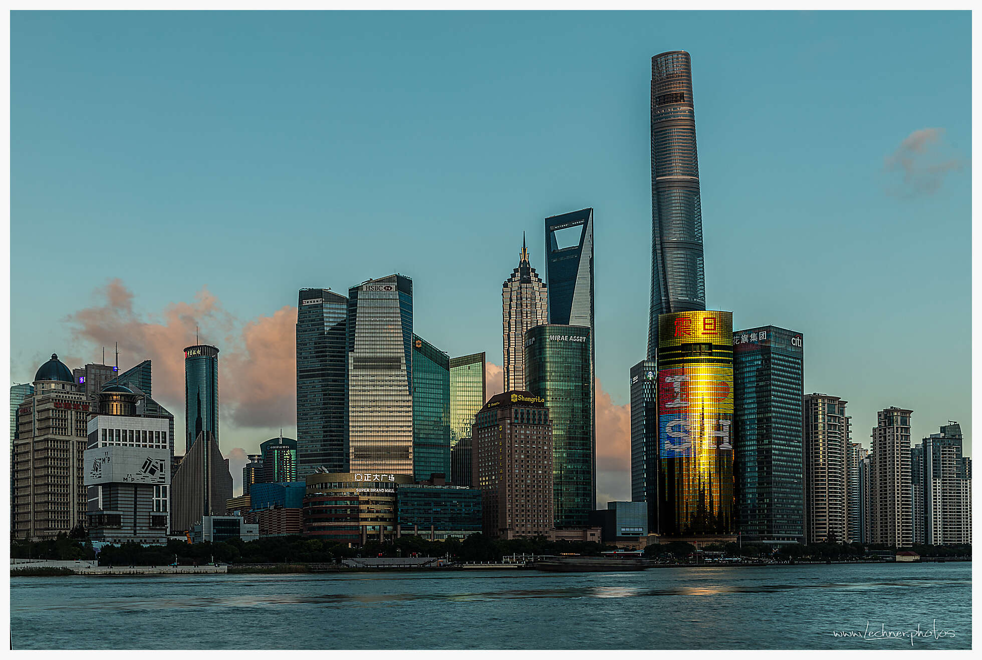 20211009 17 28 32  49A5121 Bearbeitet - Shanghai Skyline