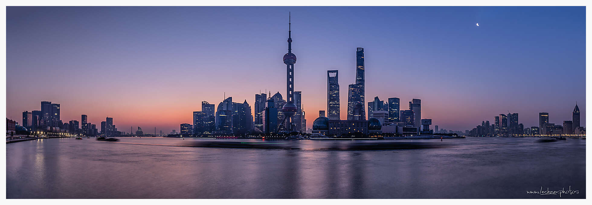 20220226 bund sunrise wide pano Bearbeitet - Shanghai Skyline