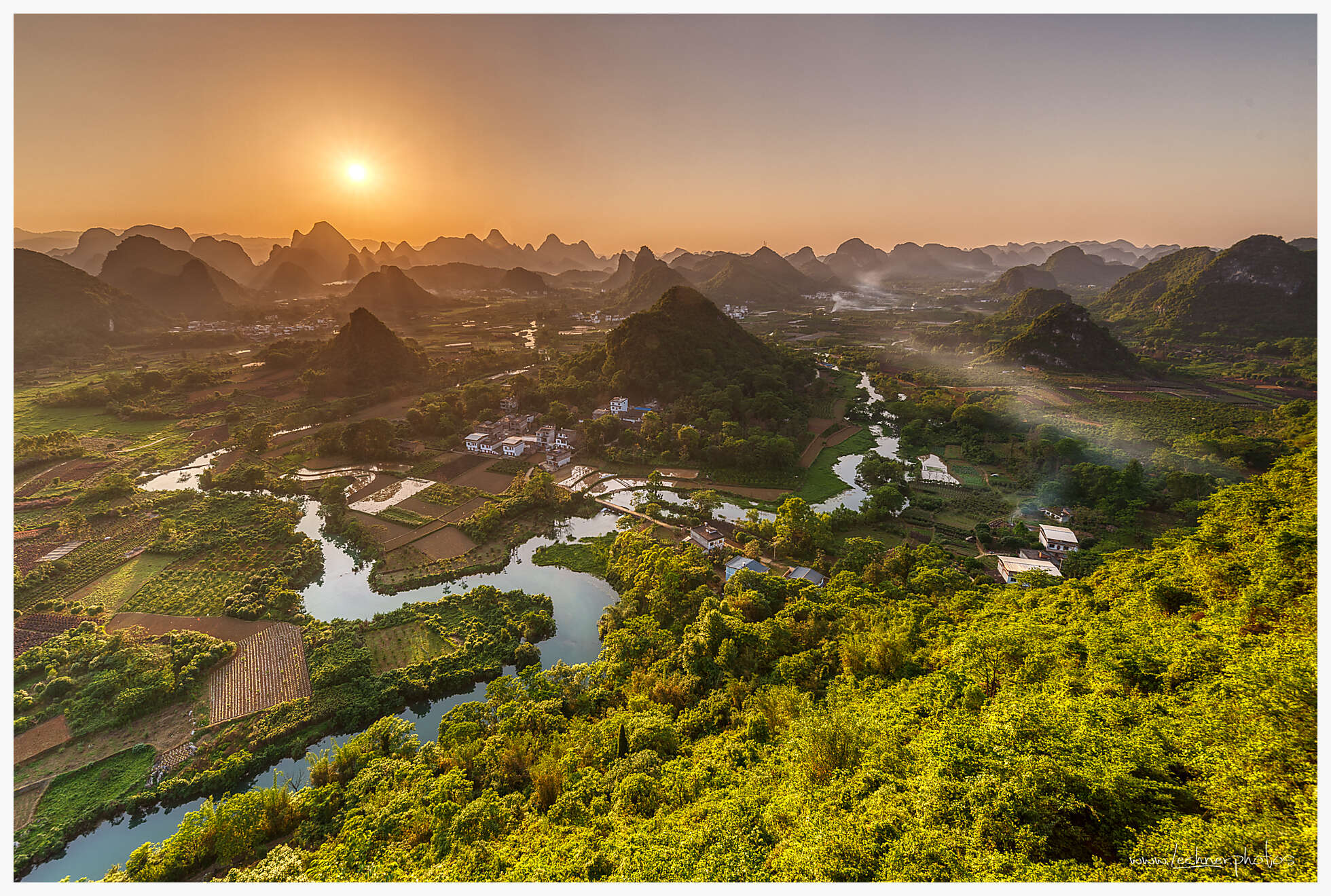 Sunset view from Wuzhi Mountain